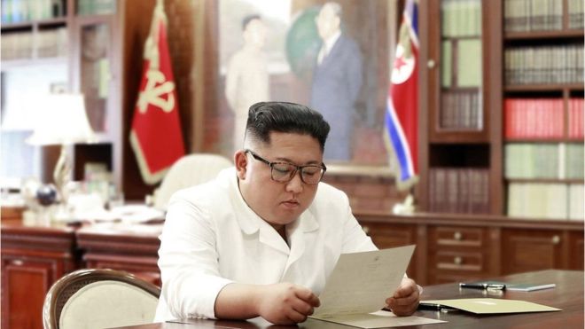 उत्तर कोरियाली नेता किम जोङ्ग उनलाई ट्रम्पको चिठ्ठी