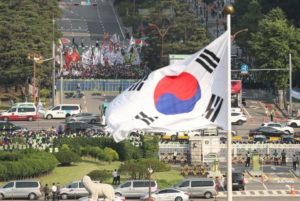कोरियन र बिदेशी कामदारको ज्याला फरक हुनुपर्ने बिपक्षी दलको माग