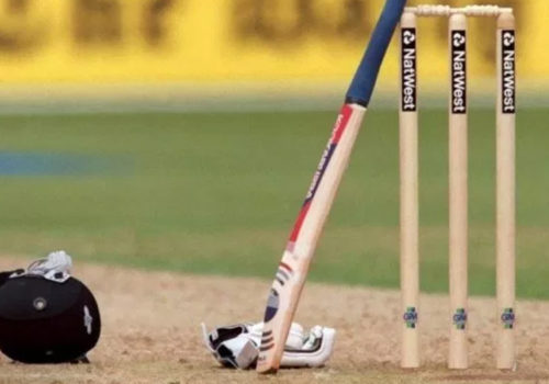 इङ्ल्याण्डले जित्यो टी२० शृंखला, सुपरओभरमा विजयी