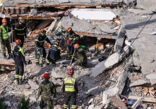 अल्बानियामा भूकम्प पीडितको उद्धार जारी, ३५ जनाको मृत्यु भएको पुष्टी