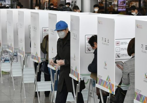 कोरियामा पहिलो पटक १८ बर्षका नागरिकले मतदान गरे