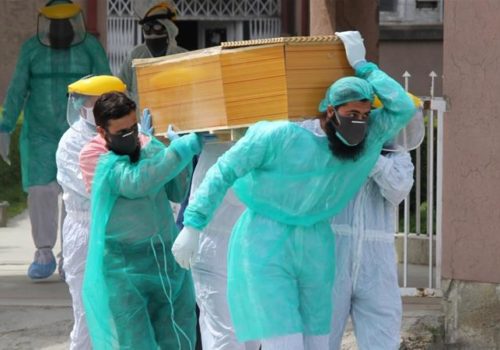 कोरोना भाइरसबाट विश्वभर १२८ नेपालीको मृत्यु, १६ हजार संक्रमित