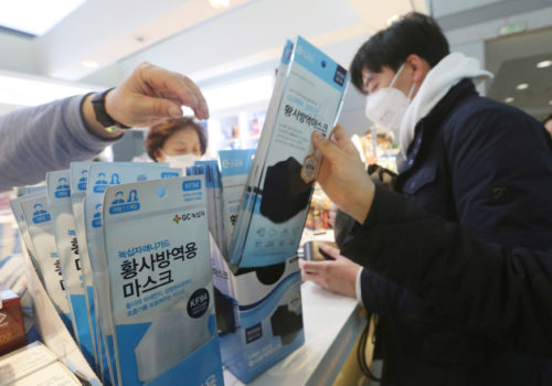 दक्षिण कोरिया सरकारले १० करोड ‘फेस मास्क’ स्टक राख्ने