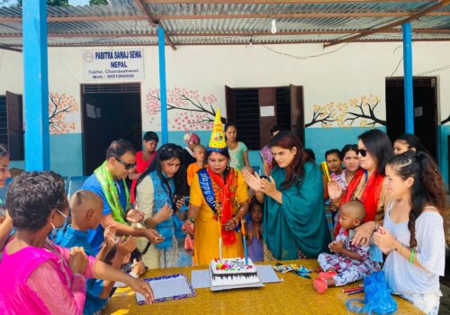अनाथ बालबालिकासँग निर्मात्री सावित्रा चिलुवालले मनाइन जन्मदिन
