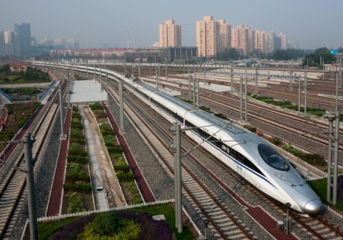 चीनको चमत्कार:  एकै वर्ष एक हजार ३१० किलोमिटर रेलवे विस्तार