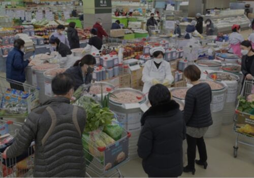 गरिव दक्षिण कोरियालीहरु कोरोनाका कारण पौष्टिक आहार किन्न समेत असमर्थ