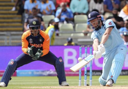 भारत र इंग्ल्याण्डबीचको दिवा रात्री तेस्रो टेष्ट सुरु, इंग्ल्याण्डले चार खेलाडी परिवर्तन गर्यो