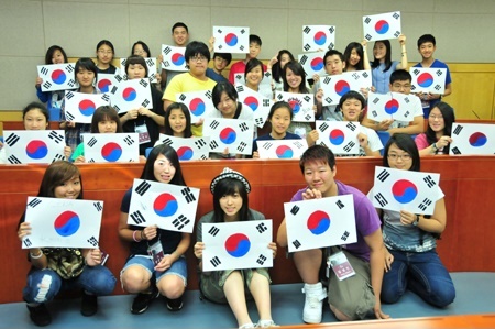 विश्वव्यापी बन्दै कोरियन भाषा, विद्यालयमा समेत पढाई हुन थाल्यो