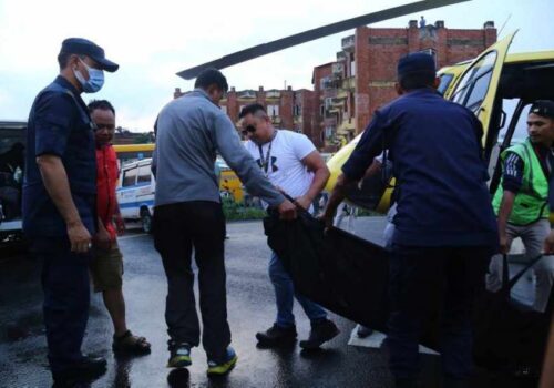 मनाङ एयर दुर्घटना : शव काठमाडौं ल्याइयो, पोष्टमार्टम गरिंदै